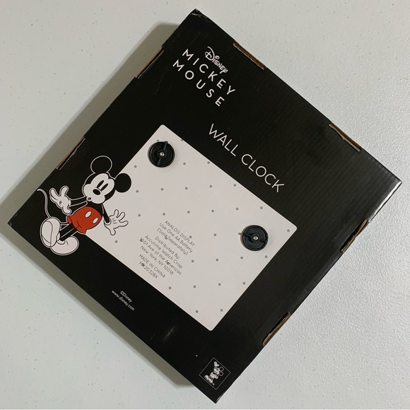 Disney Mickey Mouse “1928” Analog Wall Clock-New in Box - Picture 4 of 5